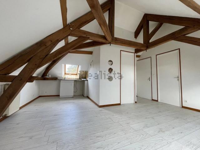 Appartement location à Précy-sous-Thil, Côte-d'Or