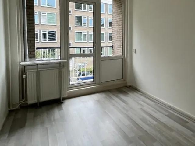 Appartement te huur in IJsselmonde, Rotterdam