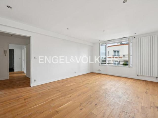 Appartement location à France métropolitaine, Suresnes