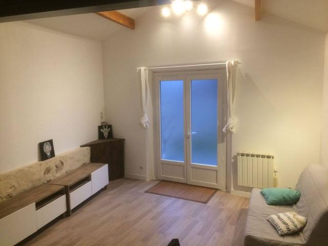 Studio location à Janville-sur-Juine, Essonne