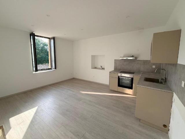 Appartement location à Vézénobres, Gard