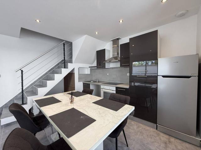 Appartement location à Le Village, Égly