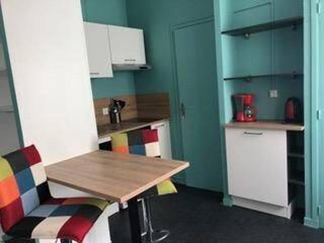 Studio location à Ballainvilliers, Clermont-Ferrand