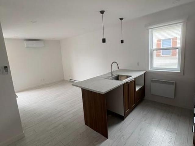 Apartment for rent in Saiint-Jean, Saint-Jean-sur-Richelieu