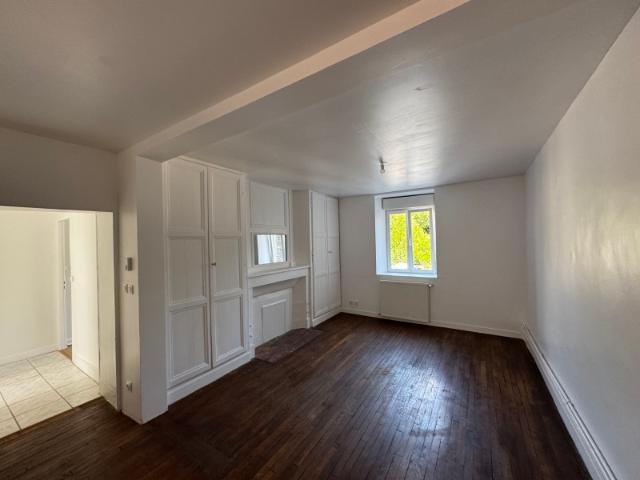 Appartement location à Bar-sur-Aube, Bar-sur-aube