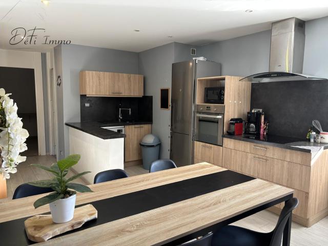 Appartement vente à Saint-Jean-de-Maurienne, La Chambre