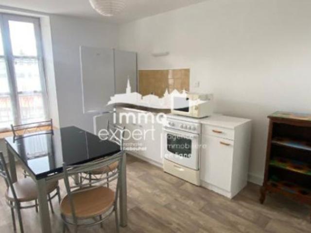 Appartement location à Neufchâteau, Contrexéville