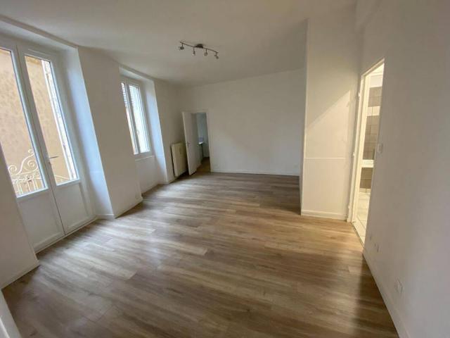 Appartement location à Cour St Sauveur, Nevers