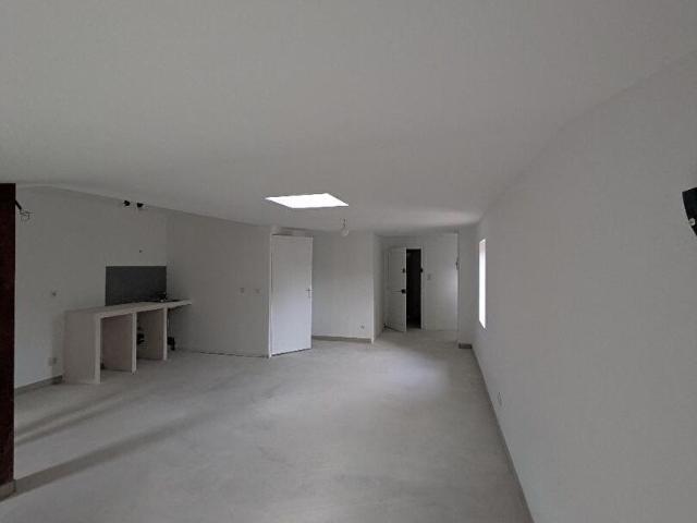 Appartement location à Perret, Satillieu