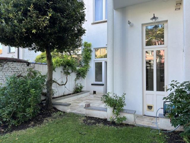 Kot location à Saint-Gilles - Sint-Gillis, Brussel-Hoofdstad - Bruxelles-Capitale