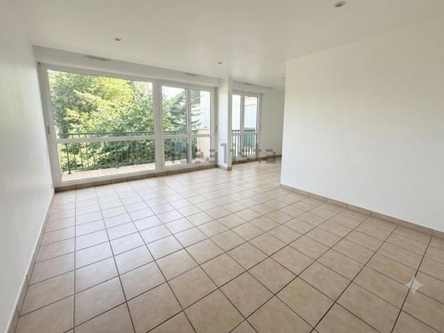 Appartement vente à Résidence de l'Aunette, Ris-Orangis