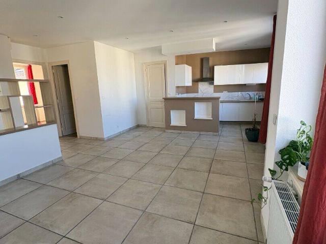 Appartement location à Villerest, Loire