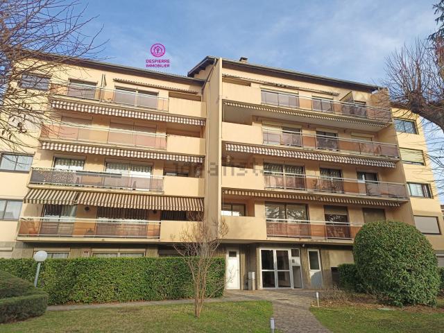 Appartement vente à Quartier des Préfabriquées, Le Péage-de-Roussillon