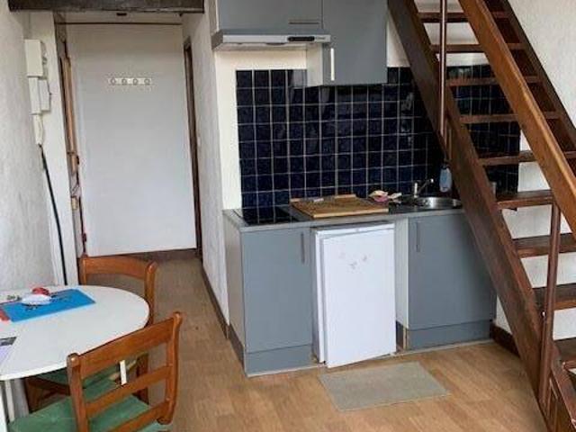 Studio location à Bordeaux, Port de la Lune, Bordeaux