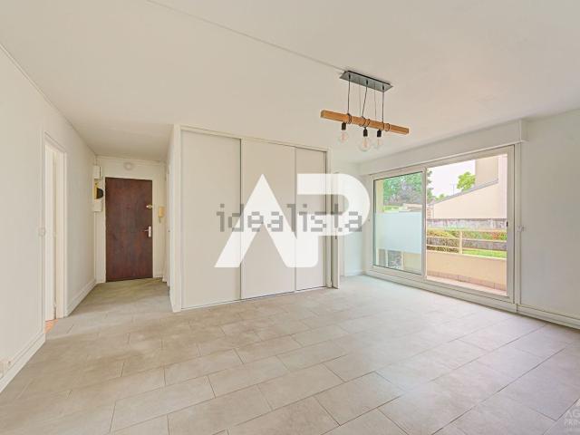 Appartement vente à Village Plaine Gare, Rueil-Malmaison