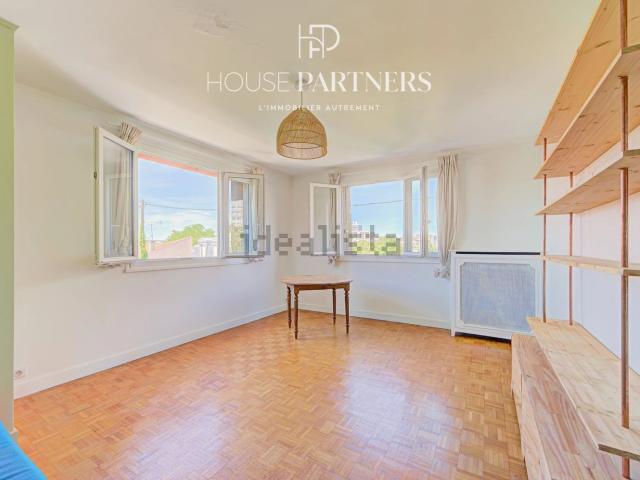 Appartement vente à Village Plaine Gare, Rueil-Malmaison