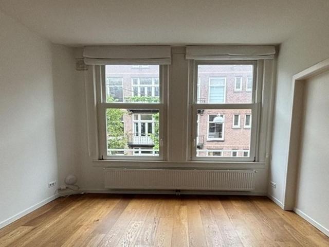 Appartement te huur in Zuid, Amsterdam