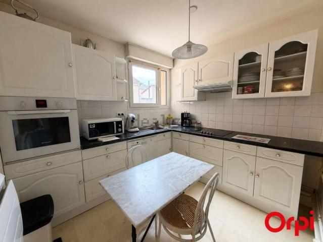 Appartement vente à Le Petit Tertre, Saint-Amand-Montrond