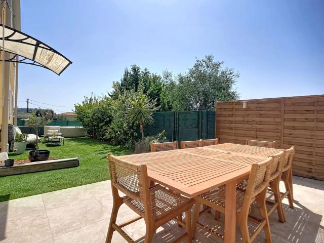 Appartement vente à Saint-André-de-la-Roche, Alpes-Maritimes