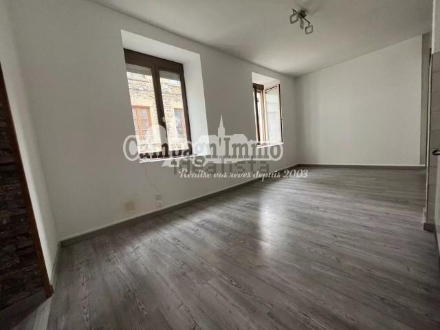 Appartement location à Les Verchères, Saint-Clément-sur-Valsonne