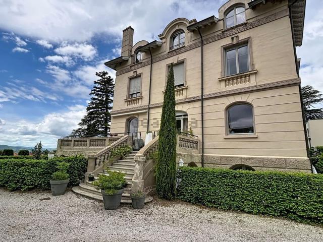 Appartement vente à Saint-Didier-au-Mont-d'Or, Rhône