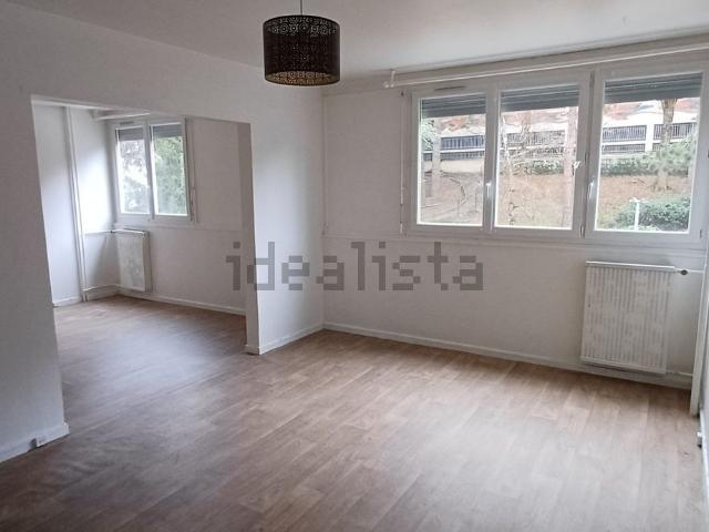 Appartement location à Jardins Volpette sections Métare, Saint-Étienne