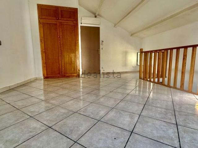 Appartement location à Saint-Geniès-de-Comolas, Gard