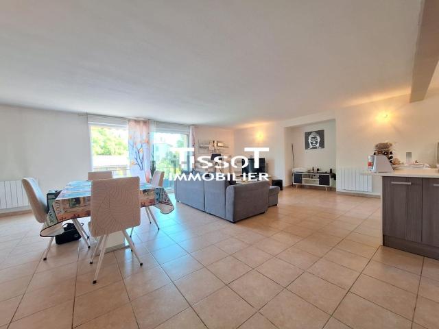 Appartement vente à Saint-Geniès-de-Malgoirès, Gard