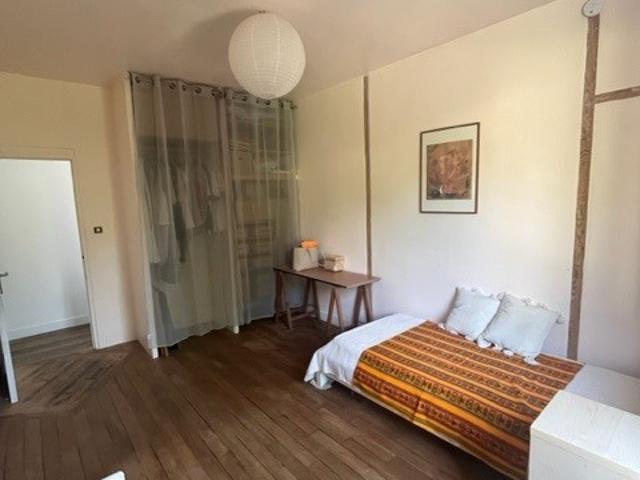 Studio location à Saint-Germain-en-Laye, Saint-germain-en-laye