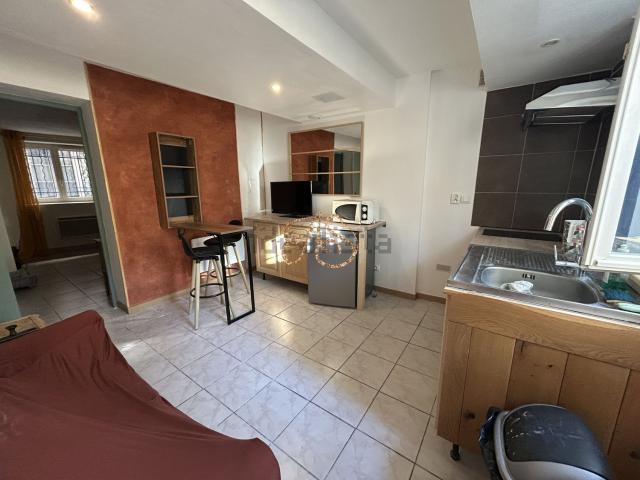 Appartement location à Saint-Gilles, Gard