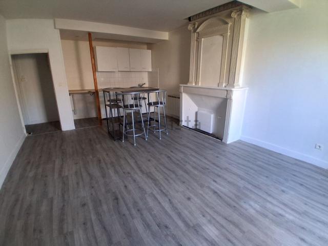 Appartement location à Saint-Jean-d'Angély, Charente-Maritime