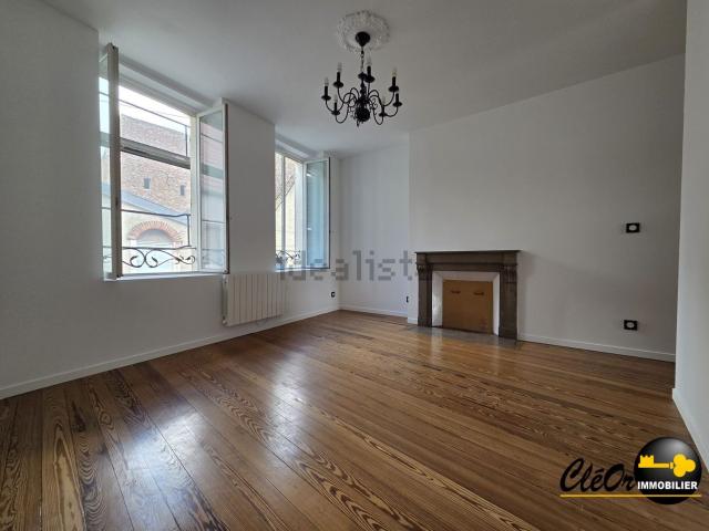 Appartement vente à Saint-Usage, Côte-d'Or