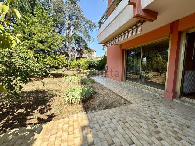 Appartement vente à Saint-Laurent-du-Var, Alpes-Maritimes
