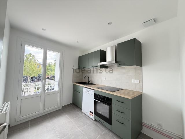 Appartement location à Quartier Les Terrasses, Saint-Maximin-la-Sainte-Baume