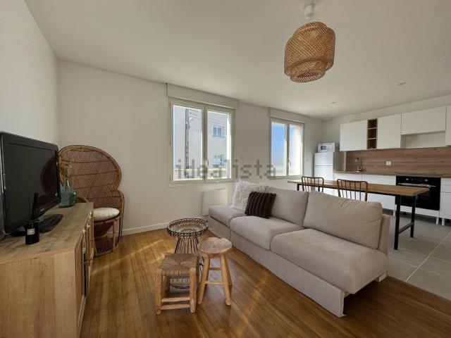 Appartement location à Le Port, Saint-Nazaire