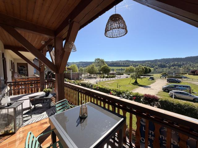 Appartement vente à Saint-Point-Lac, Doubs