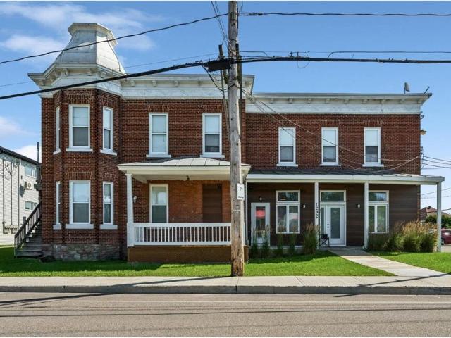 Apartment for rent in Saint-Polycarpe, Montérégie