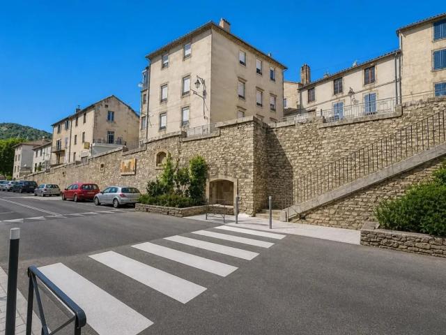 Appartement vente à Saint-Pons-de-Thomières, Hérault