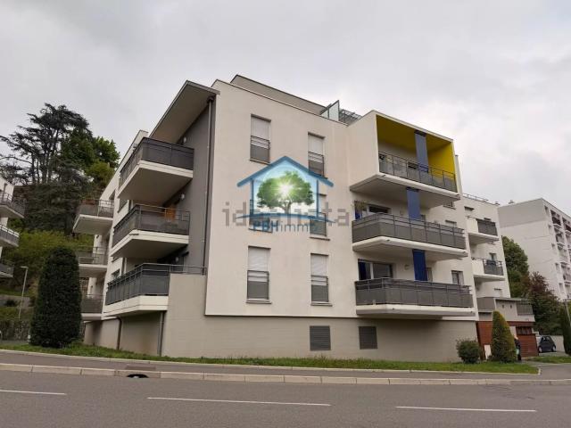 Appartement vente à Saint-Priest-en-Jarez, Loire