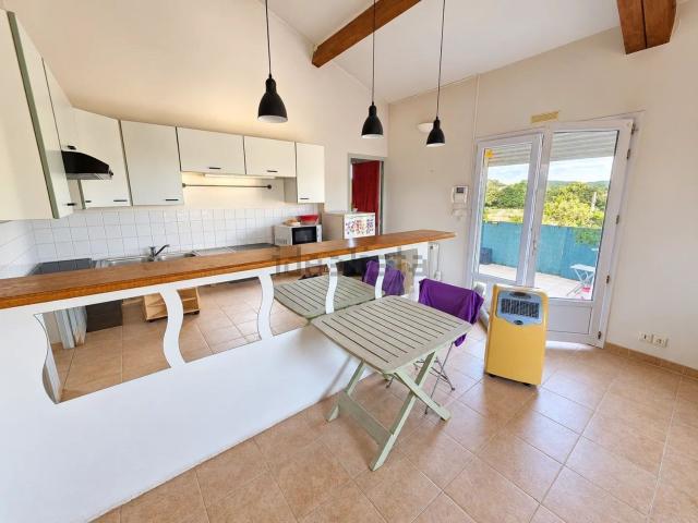 Appartement vente à Saint-Quentin-la-Poterie, Gard