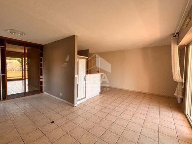 Appartement vente à Arrondissement de Draguignan, Saint-raphaël