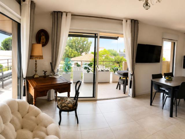 Appartement vente à Arrondissement de Draguignan, Saint-raphaël