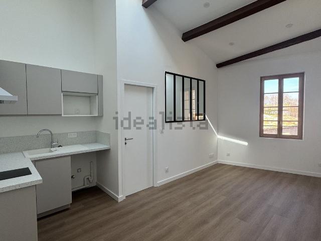 Appartement location à Saint-Thibéry, Hérault