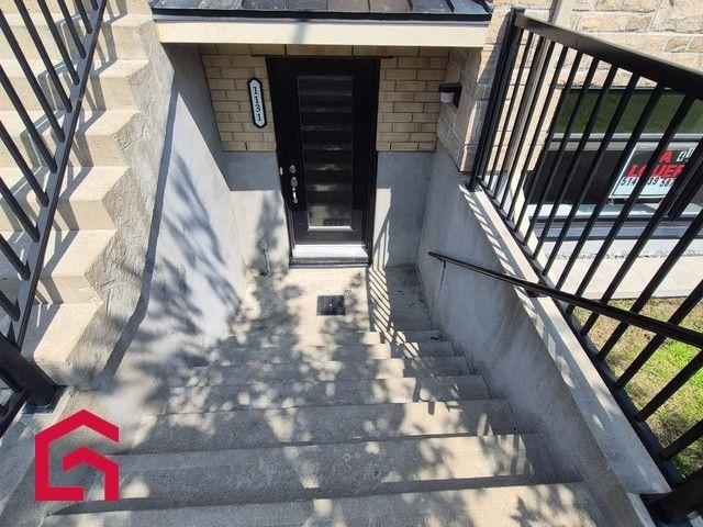 Apartment for rent in Sainte-rose, Quebec