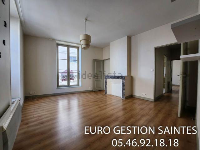 Appartement location à Saint-Vivien, Saintes