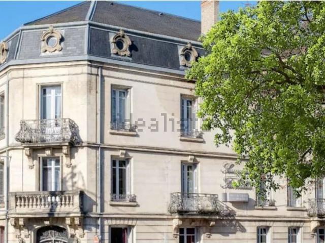 Appartement location à Saint-Pierre, Saintes