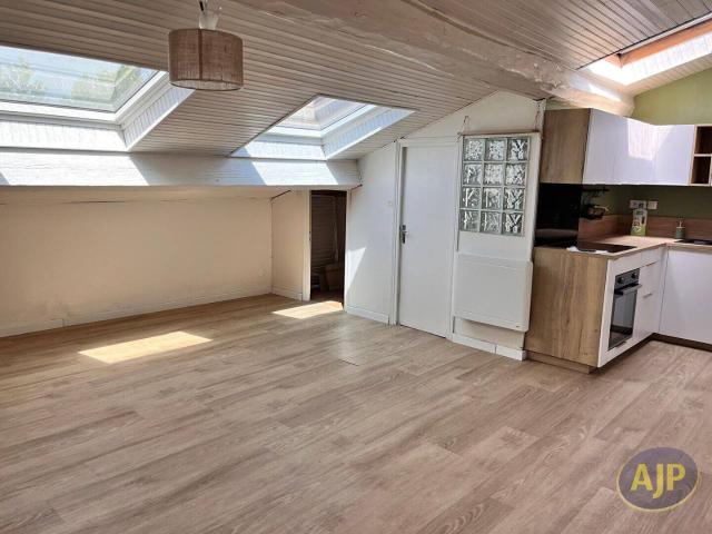 Appartement location à Saint-Pallais, Saintes