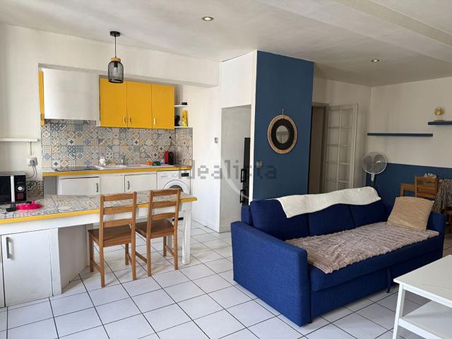 Appartement location à Saint-Pierre, Saintes