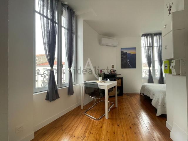 Appartement location à Saint-Pallais, Saintes