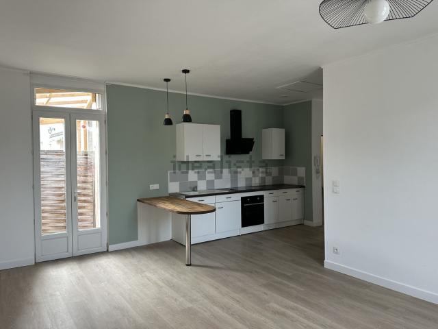 Appartement location à Saint-Vivien, Saintes